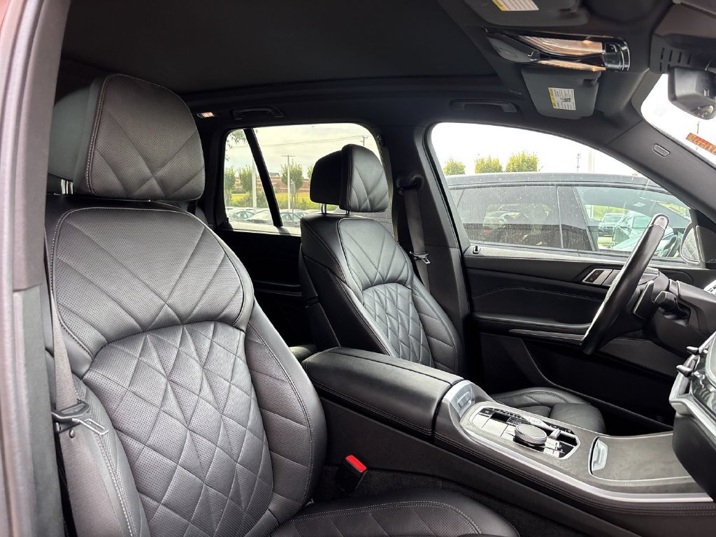 Used 2024 BMW X5 xDrive40i AWD/4WD image 21