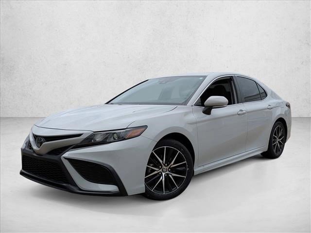 Used 2024 Toyota Camry SE