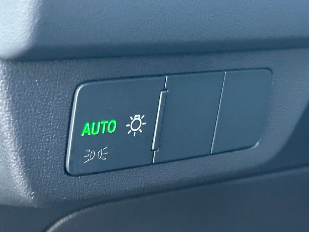 Used 2023 Audi Q4 e-tron Premium w/ Convenience Package image 62