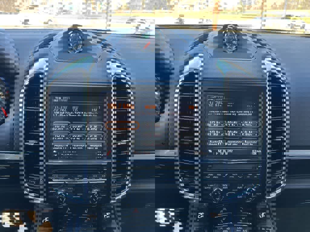 Used 2012 Porsche Cayenne S image 32