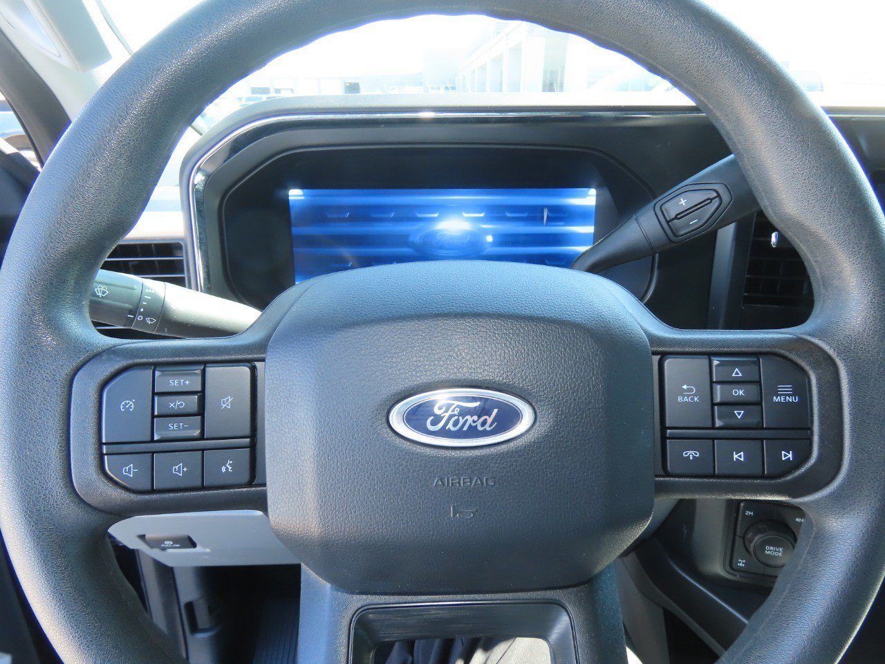 Used 2024 Ford F250 XLT w/ XLT Premium Package AWD/4WD image 25