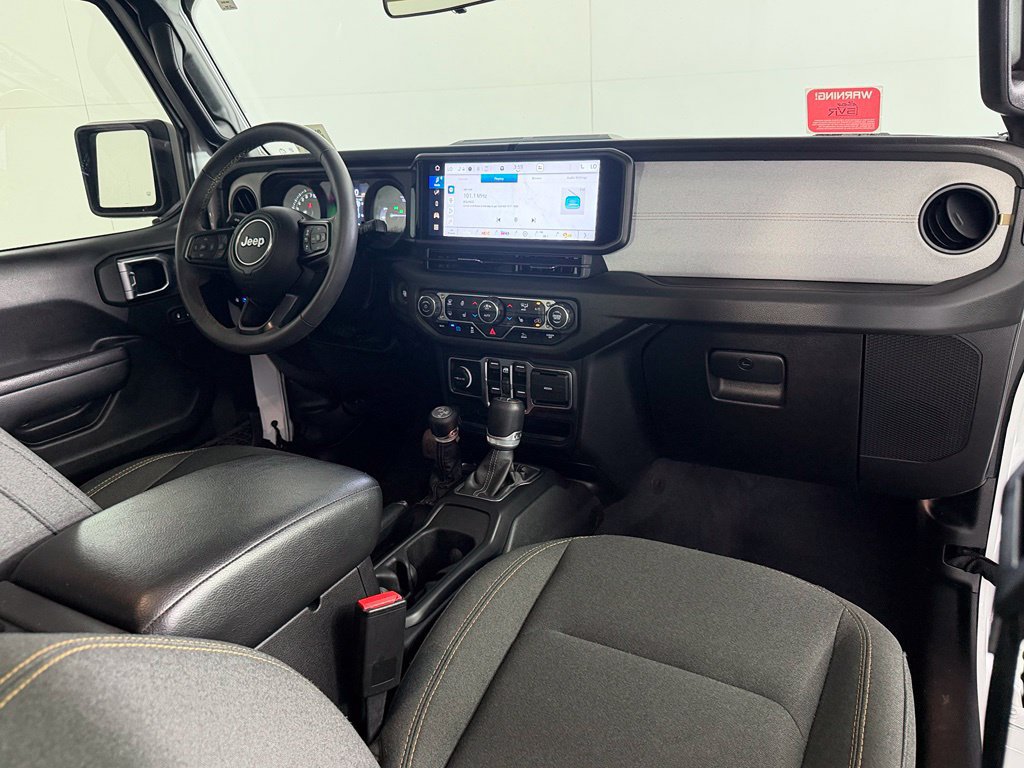 Used 2024 Jeep Wrangler Unlimited w/ Convenience Group AWD/4WD image 15