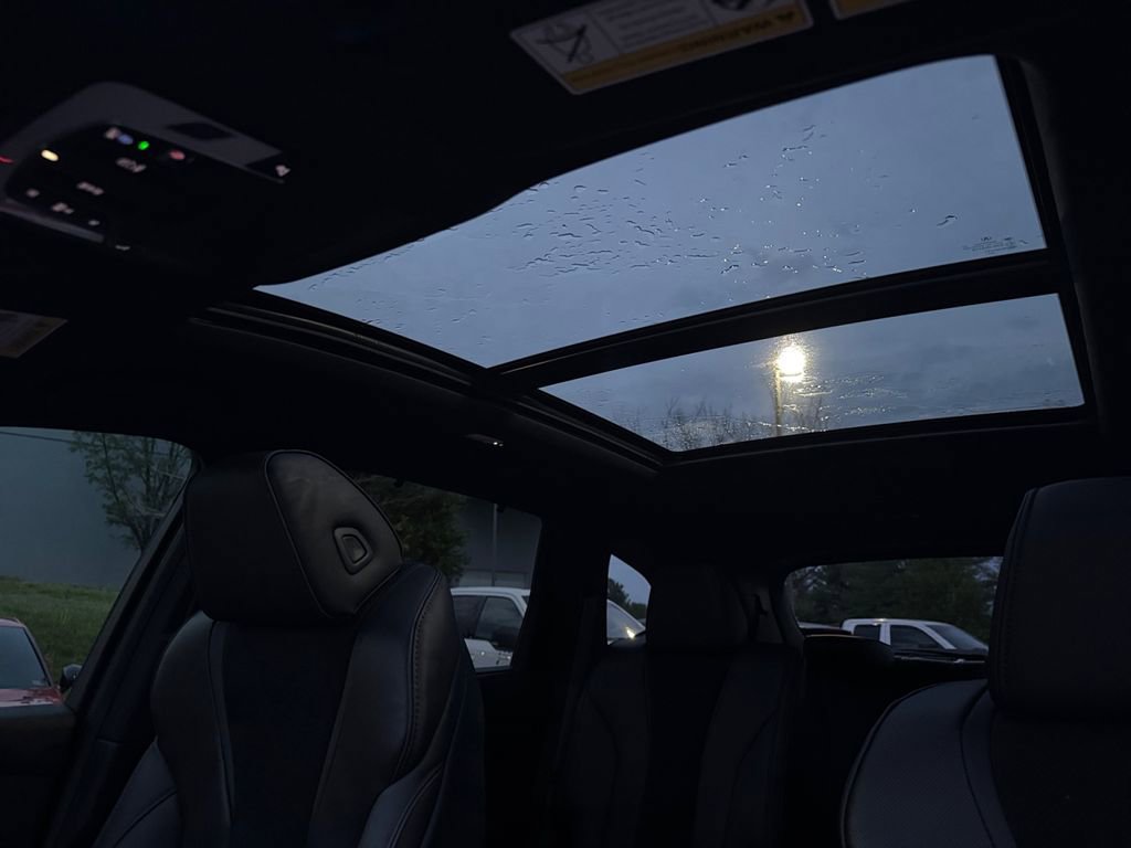 Used 2023 Acura MDX A-Spec image 13