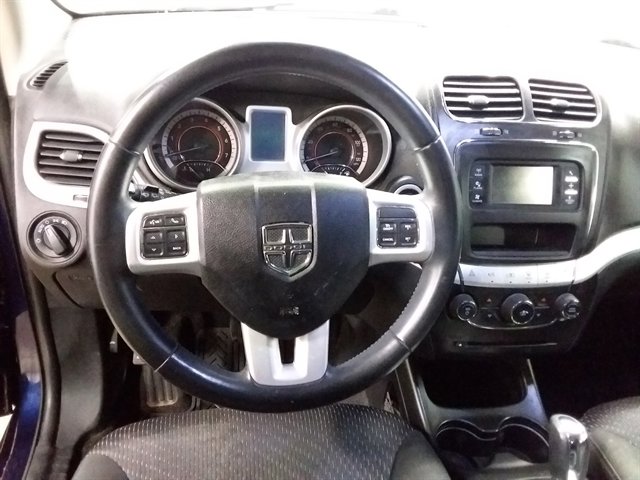 Used 2017 Dodge Journey SE w/ Flexible Seating Group image 11