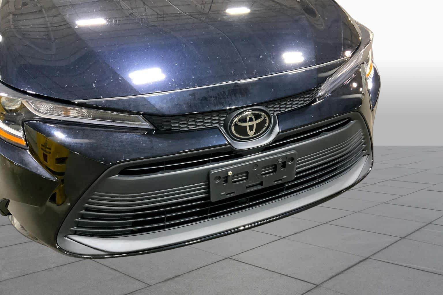 Certified 2024 Toyota Corolla LE FWD image 30