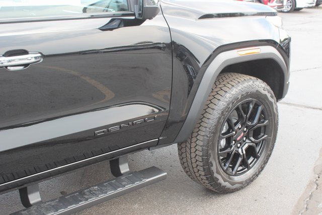 New 2026 GMC Canyon Denali w/ LPO, Denali Black Edition image 15