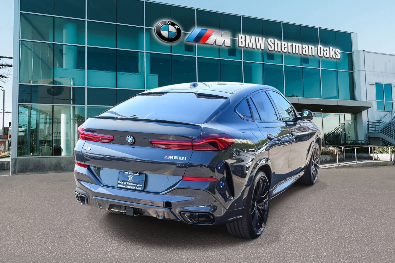 New 2027 BMW X6 M60i AWD/4WD image 4