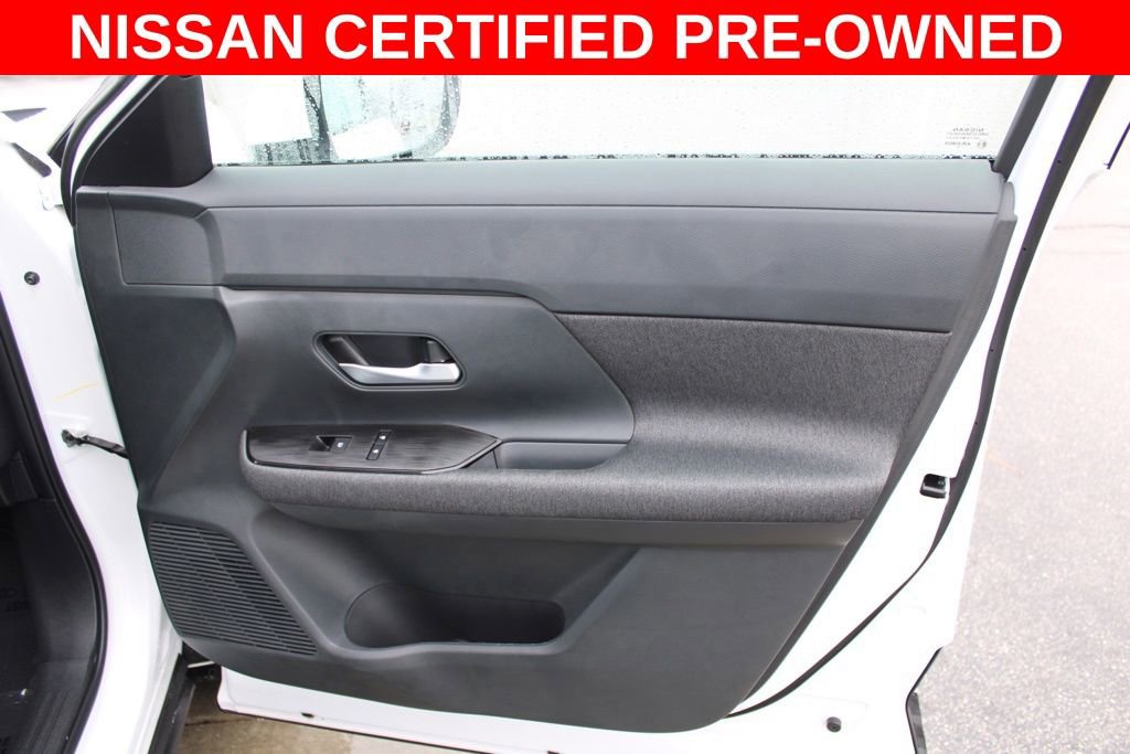 Certified 2025 Nissan Kicks SV image 22