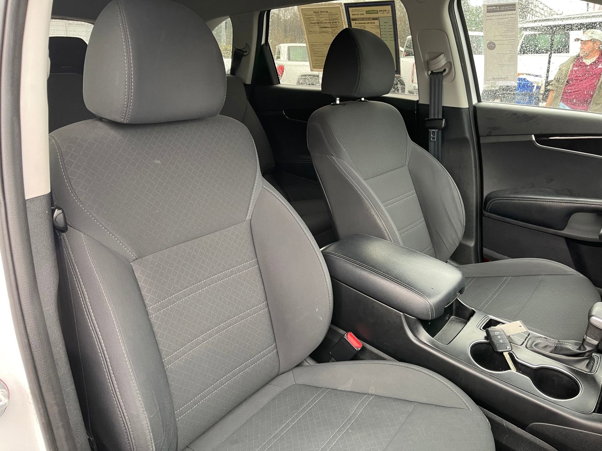 Used 2020 Kia Sorento LX image 28