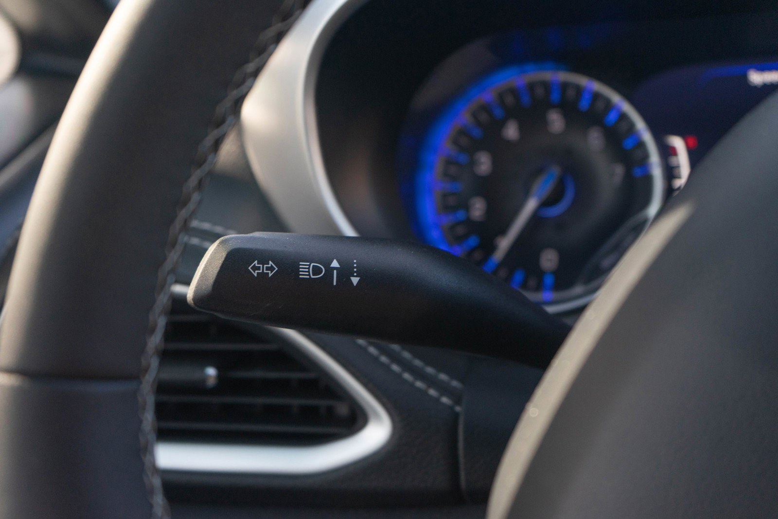 Used 2024 Chrysler Pacifica Touring-L w/ S Appearance Package image 23