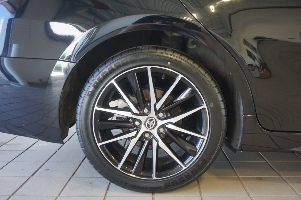 Used 2024 Toyota Camry SE FWD image 31