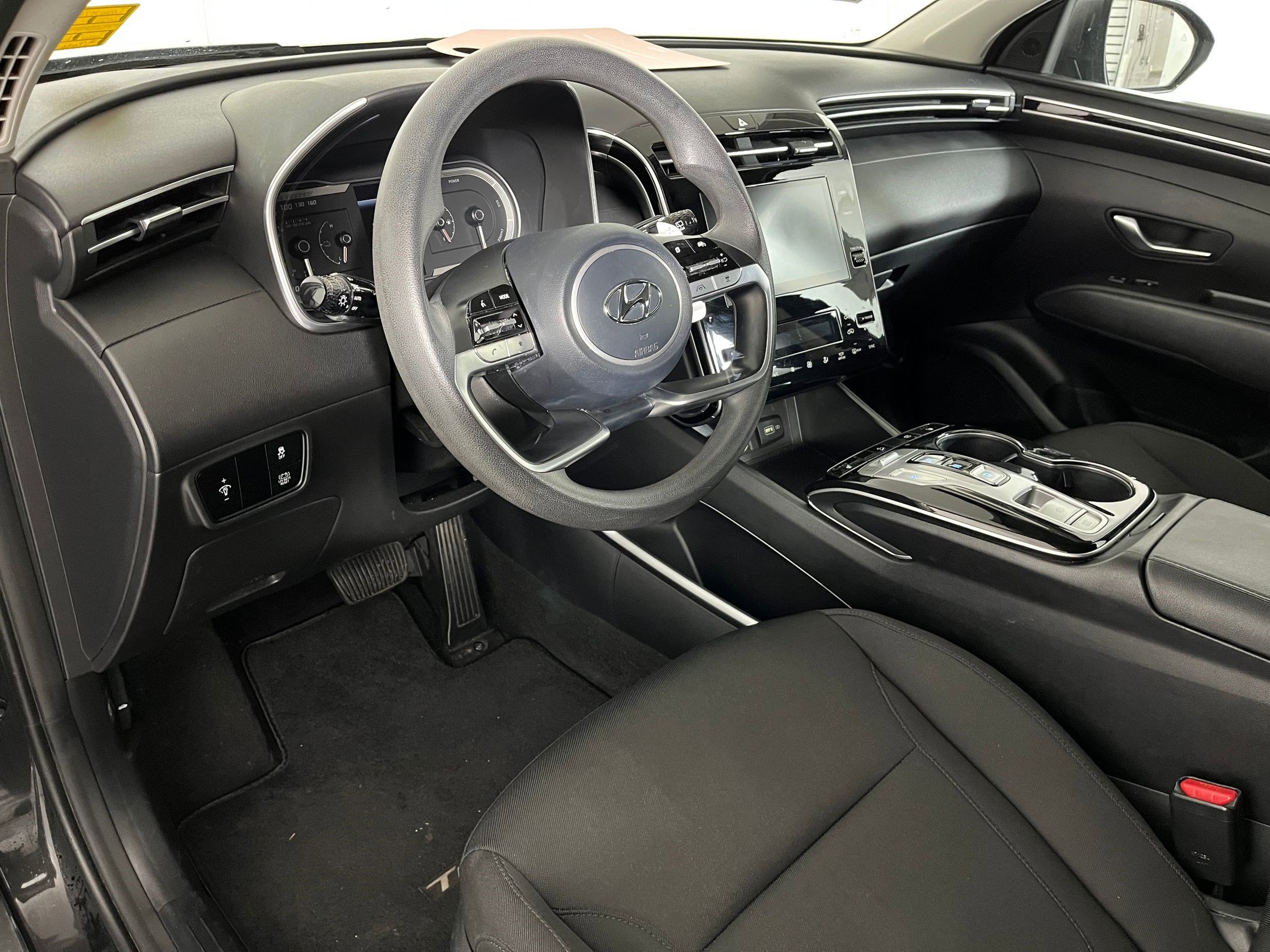 Used 2022 Hyundai Tucson Blue image 3