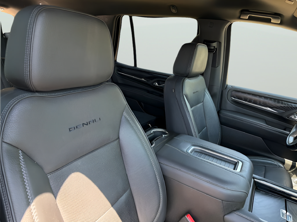 Used 2021 GMC Yukon Denali RWD image 37