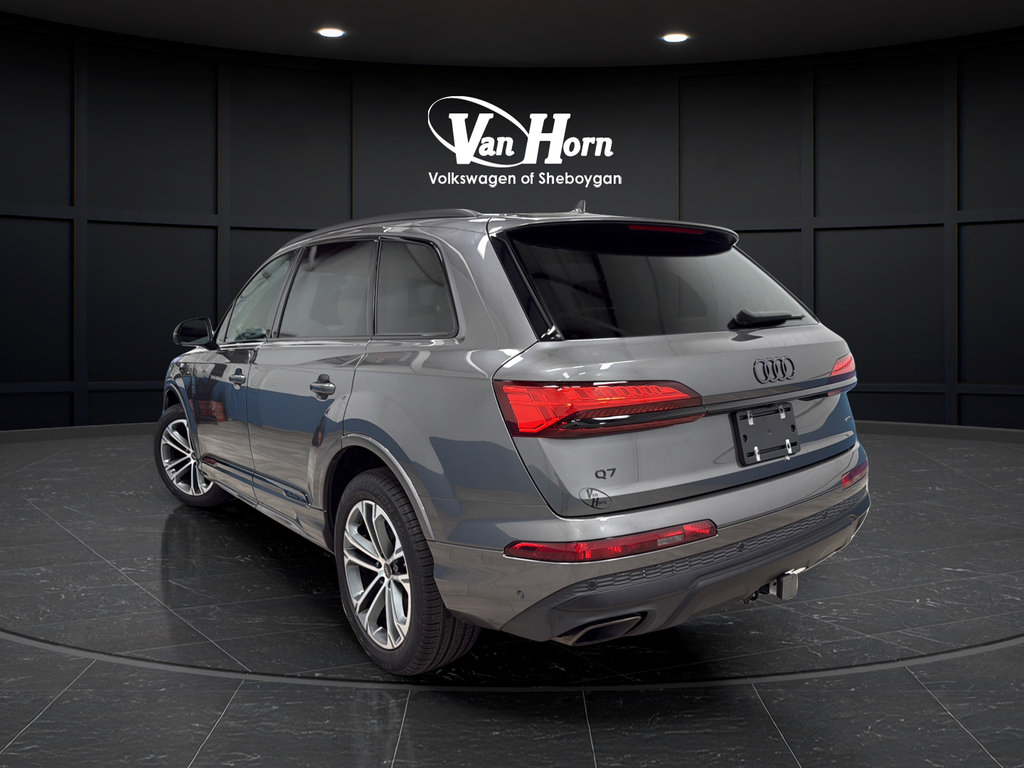 Used 2025 Audi Q7 2.0T Premium w/ Convenience Plus Package AWD/4WD image 5
