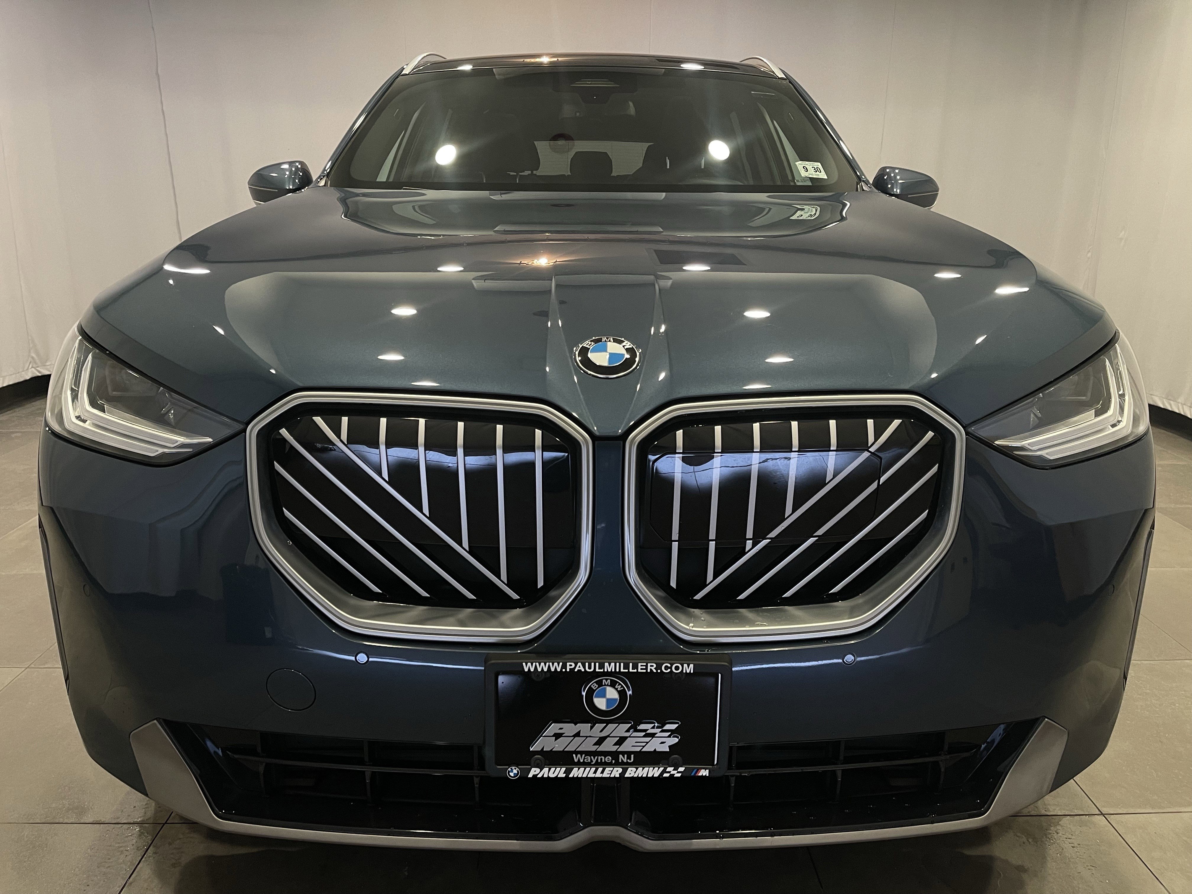 Used 2025 BMW X3 xDrive30i image 2