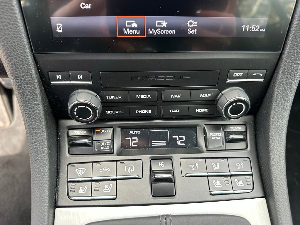 Used 2025 Porsche 718 Cayman image 45