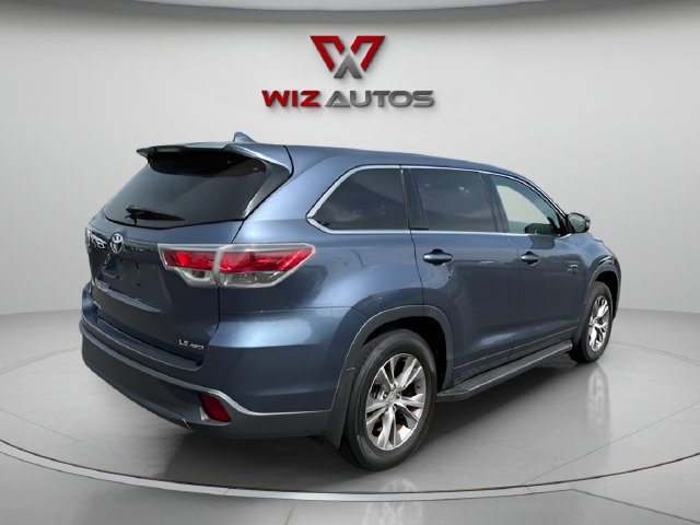 Used 2015 Toyota Highlander Plus AWD/4WD image 5