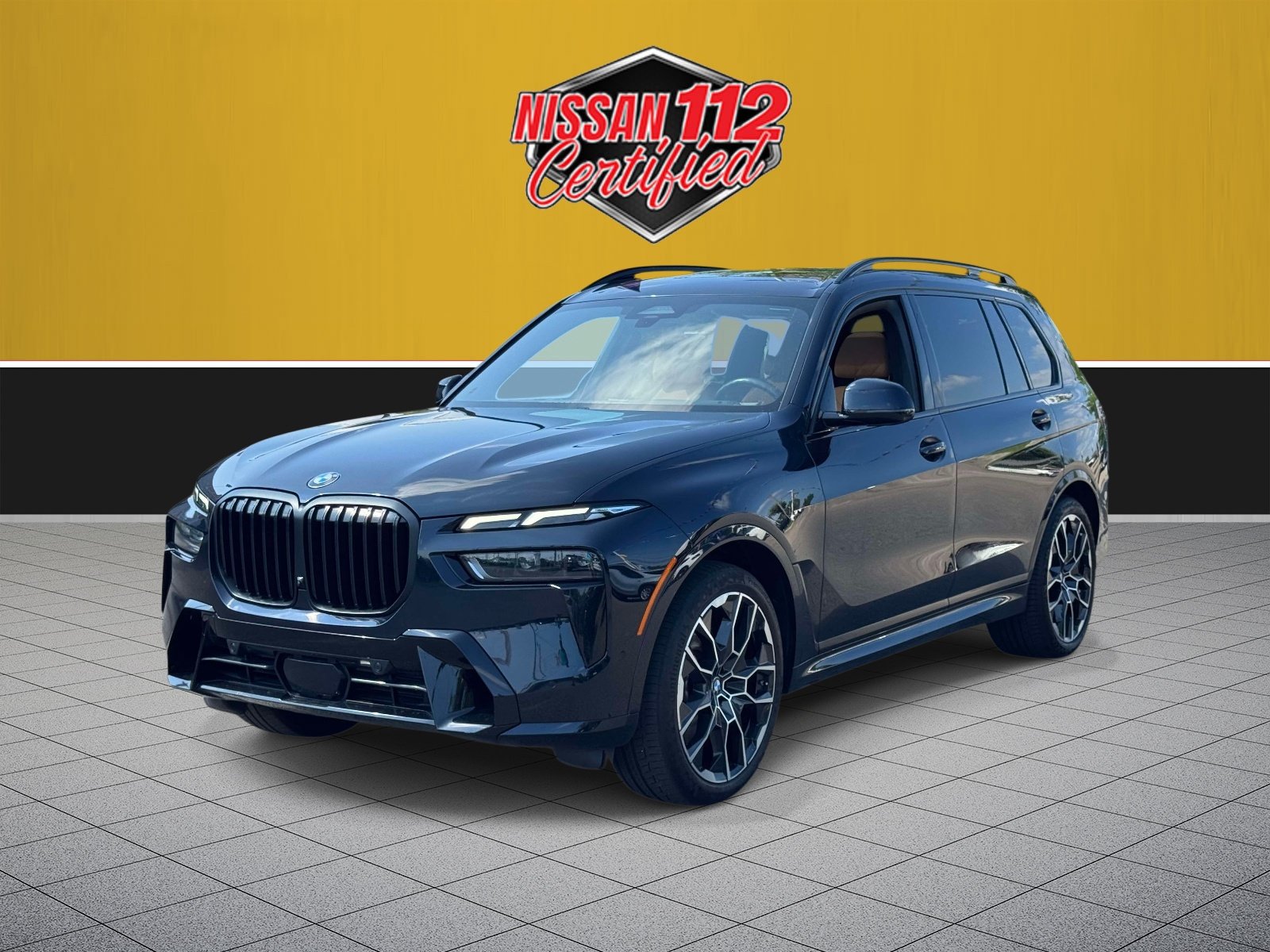 Used 2023 BMW X7 xDrive40i w/ M Sport Package AWD/4WD image 2
