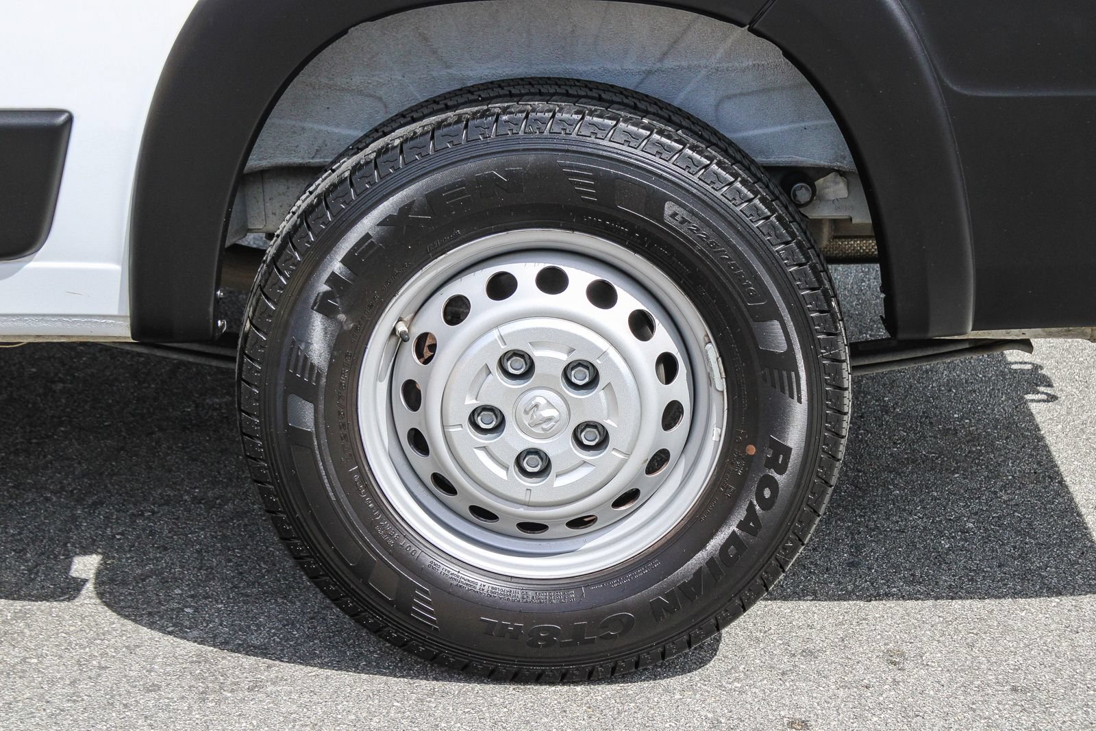 Used 2024 RAM ProMaster 2500 FWD image 10