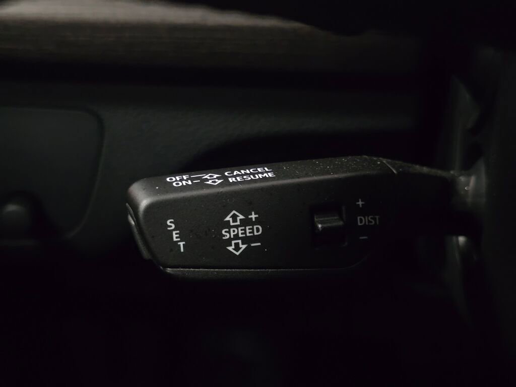 Certified 2025 Audi Q5 2.0T Premium Plus image 42