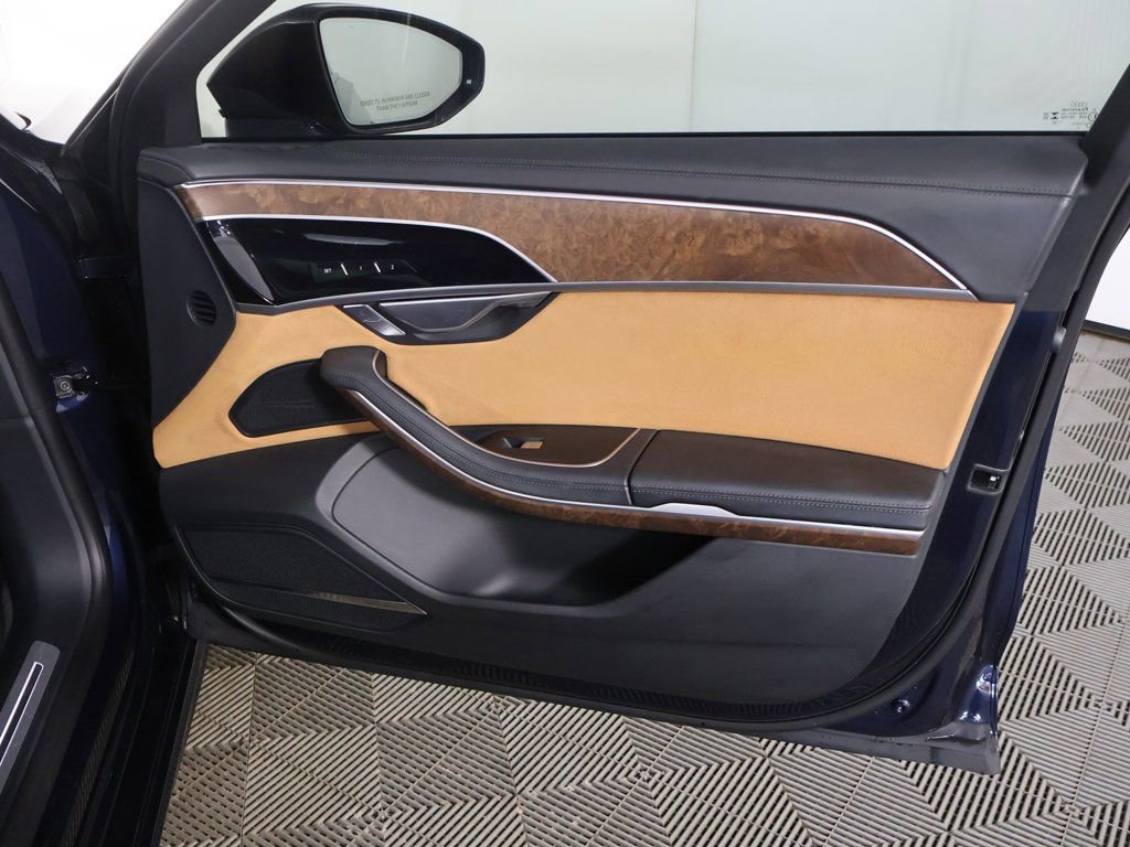 Used 2023 Audi A8 L 3.0T AWD/4WD image 29