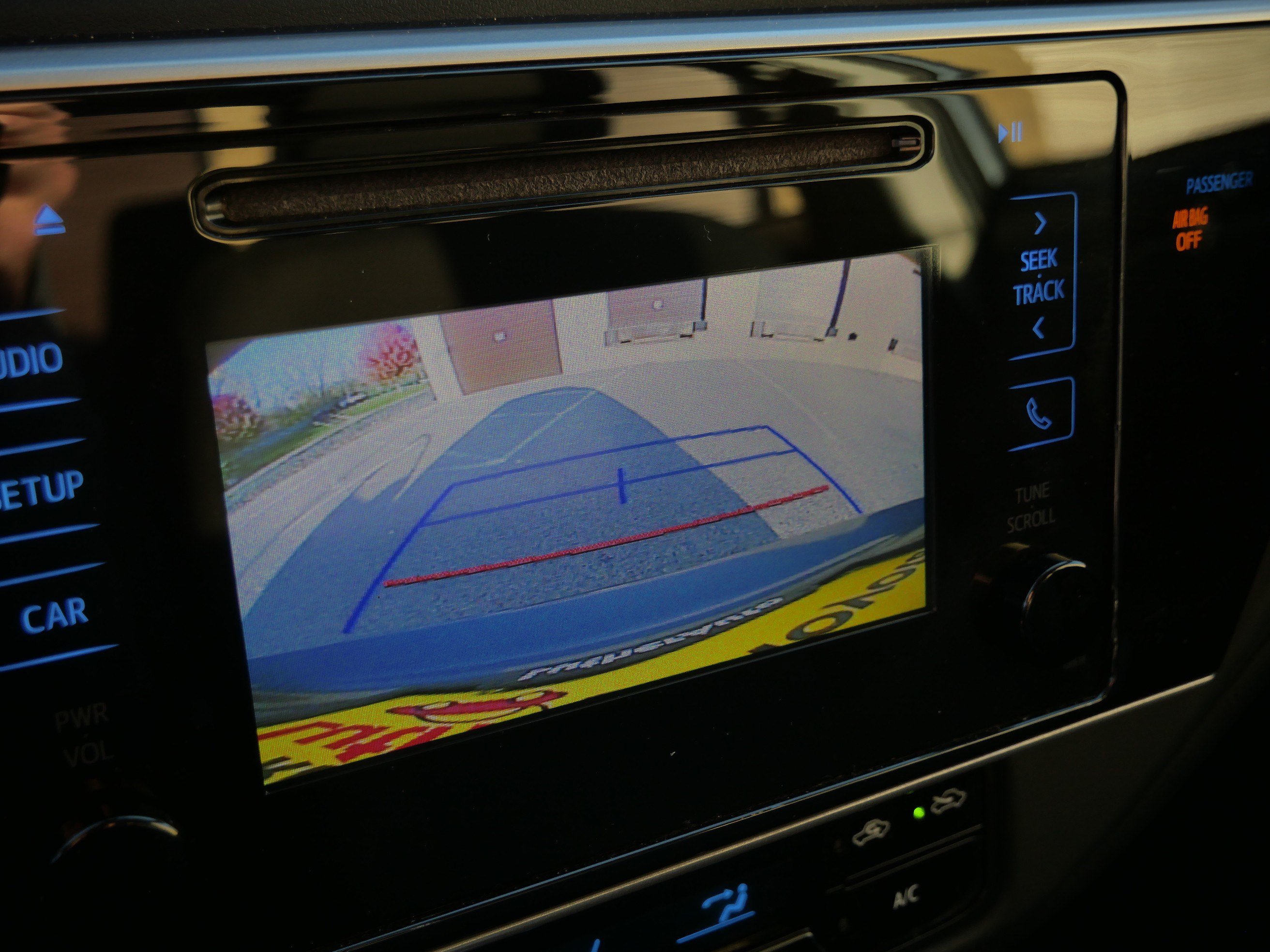 Certified 2019 Toyota Corolla LE FWD image 31