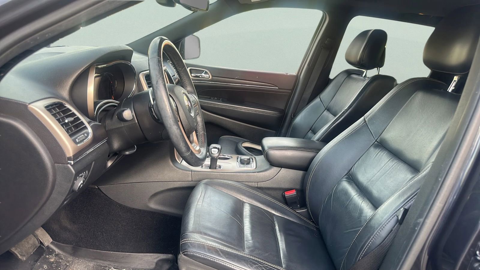 Used 2014 Jeep Grand Cherokee Limited AWD/4WD image 17