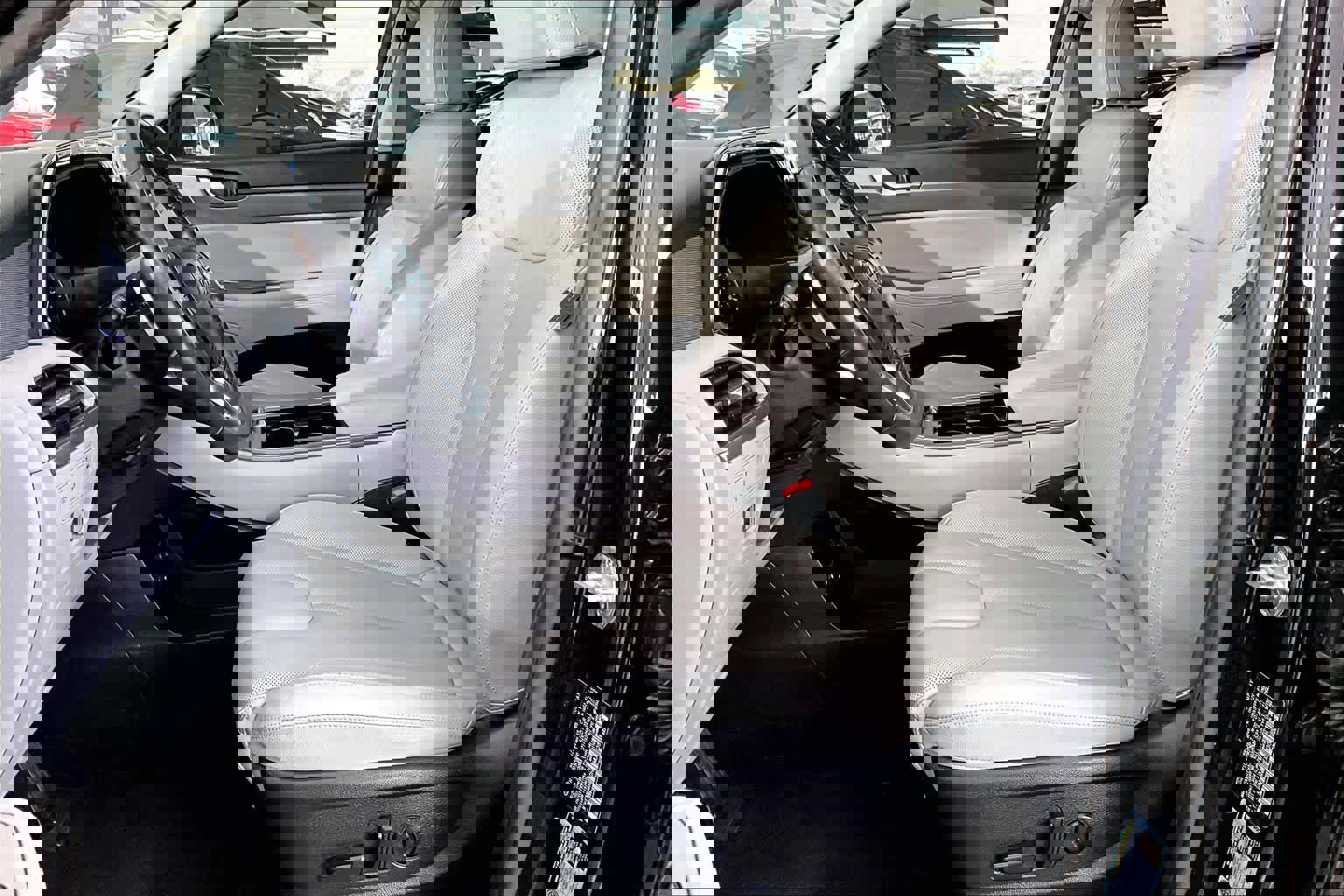 Used 2021 Hyundai Palisade SEL w/ Premium Package image 8