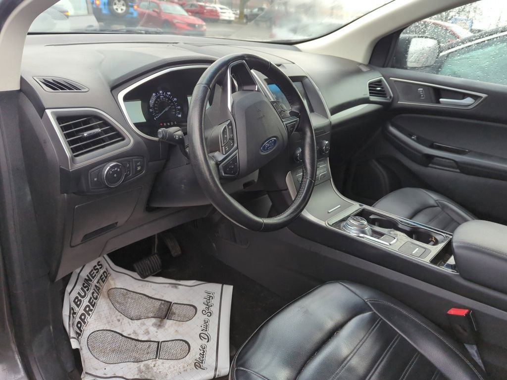 Used 2019 Ford Edge SEL w/ Equipment Group 201A image 7