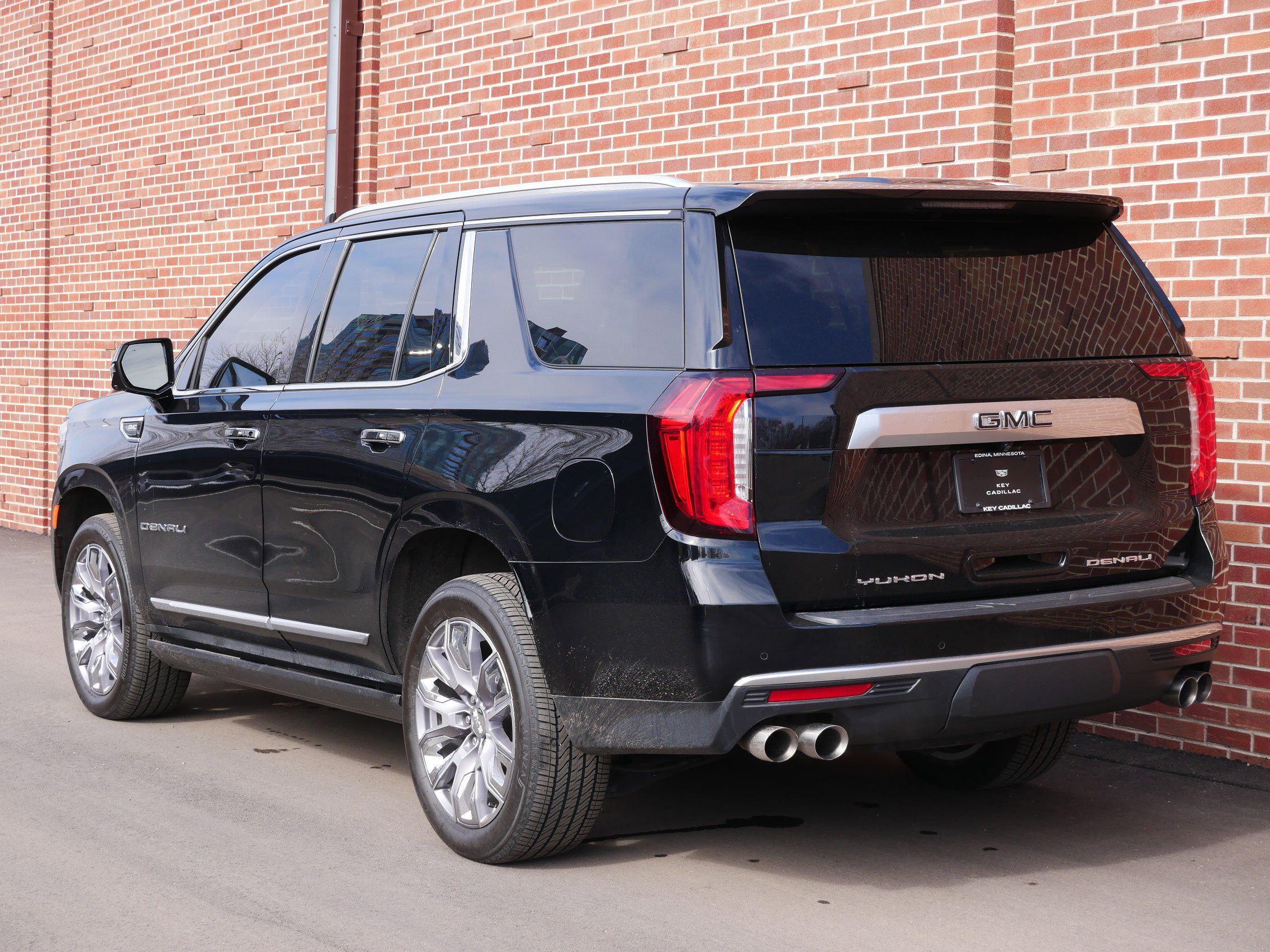 Used 2022 GMC Yukon Denali image 3
