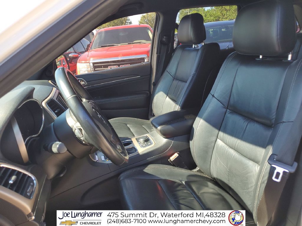 Used 2016 Jeep Grand Cherokee Limited AWD/4WD image 19