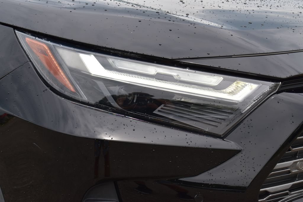 Used 2023 Toyota RAV4 Limited FWD image 4