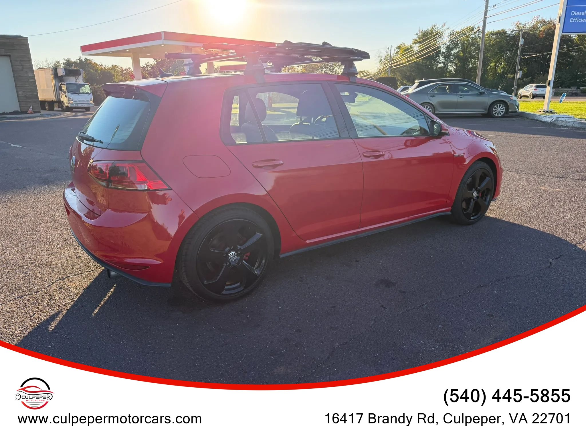 Used 2016 Volkswagen GTI SE w/ Lighting Package (SEL) FWD image 5