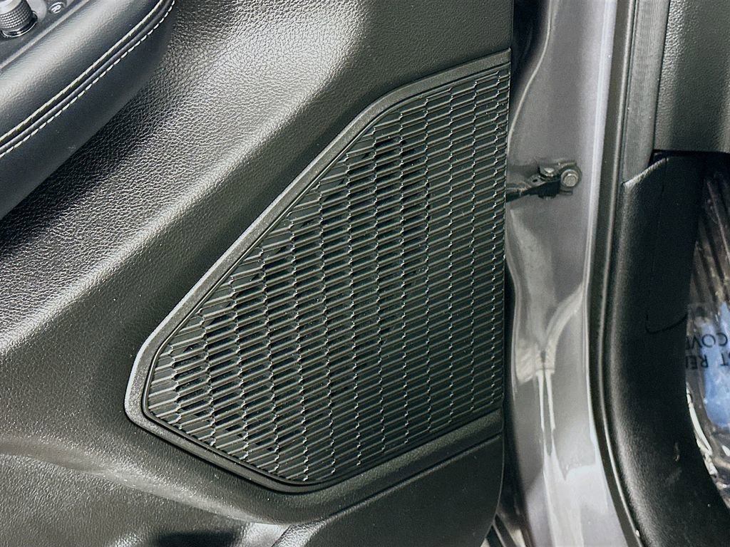 Certified 2024 Jeep Grand Cherokee L Limited w/ Luxury Tech Group II image 30