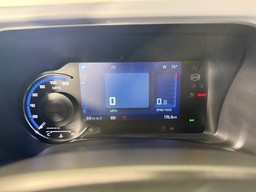 Used 2023 Ford Bronco Black Diamond image 18