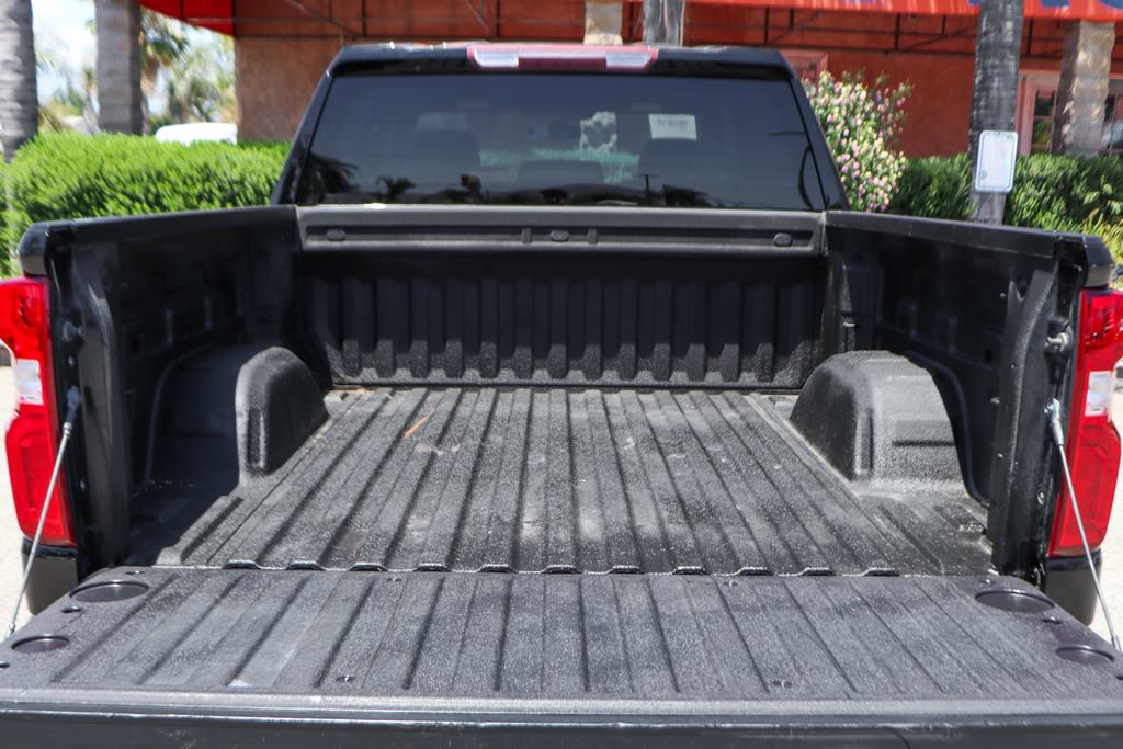 Used 2021 Chevrolet Silverado 1500 RST w/ Z71 Off-Road Package AWD/4WD image 8