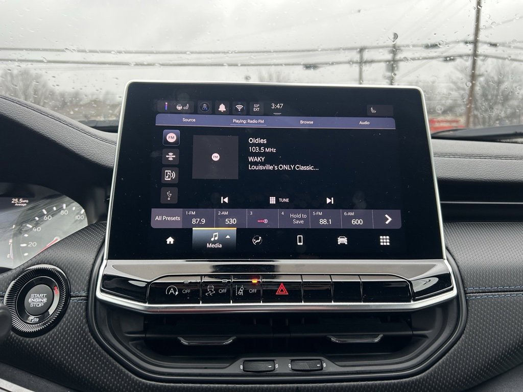 Used 2025 Jeep Compass Latitude w/ Altitude Special Edition image 20