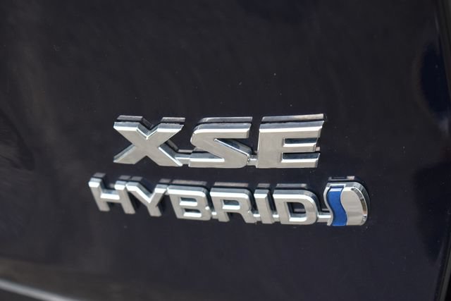 Used 2019 Toyota RAV4 XSE w/ XSE Weather Package AWD/4WD image 15