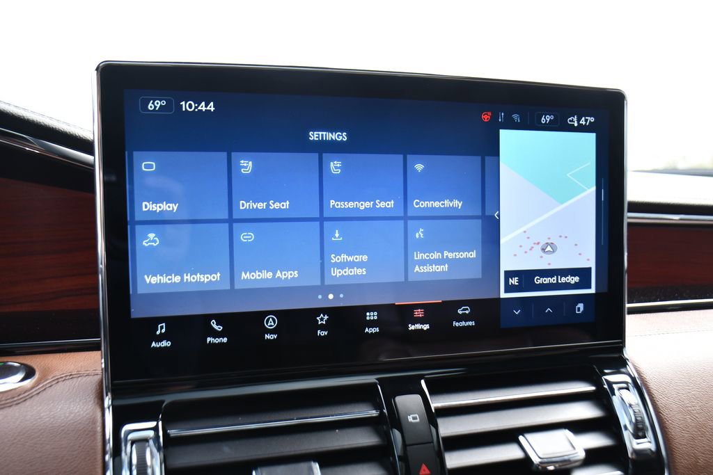 Used 2022 Lincoln Navigator Reserve AWD/4WD image 34