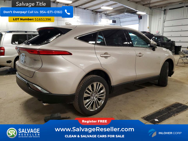 Used 2023 Toyota Venza Limited AWD/4WD image 4