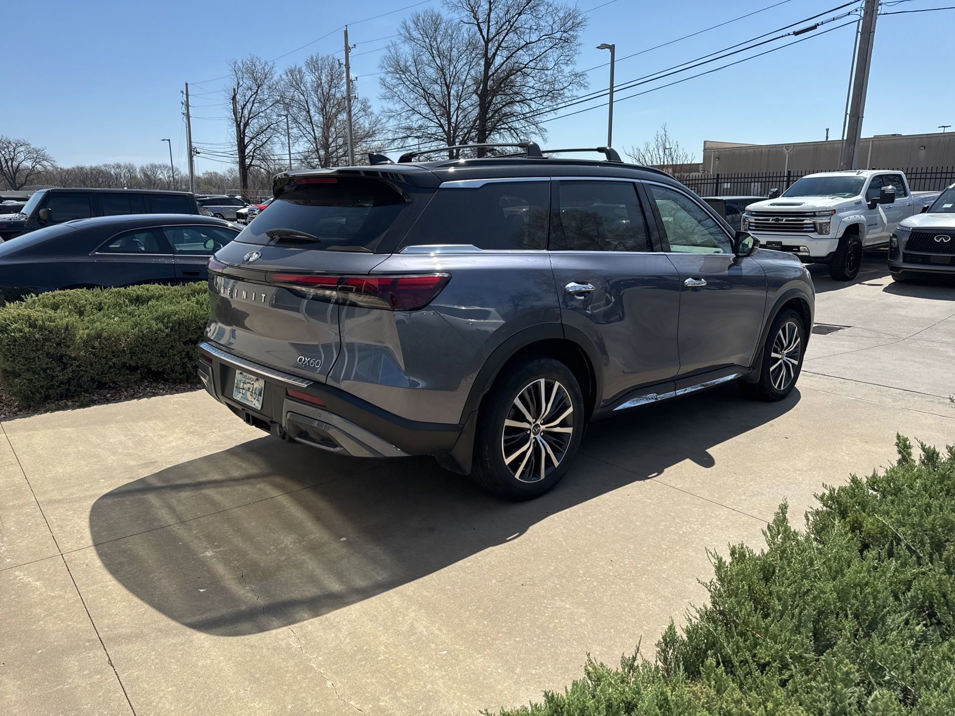 Certified 2023 INFINITI QX60 Autograph w/ Cargo Package image 6