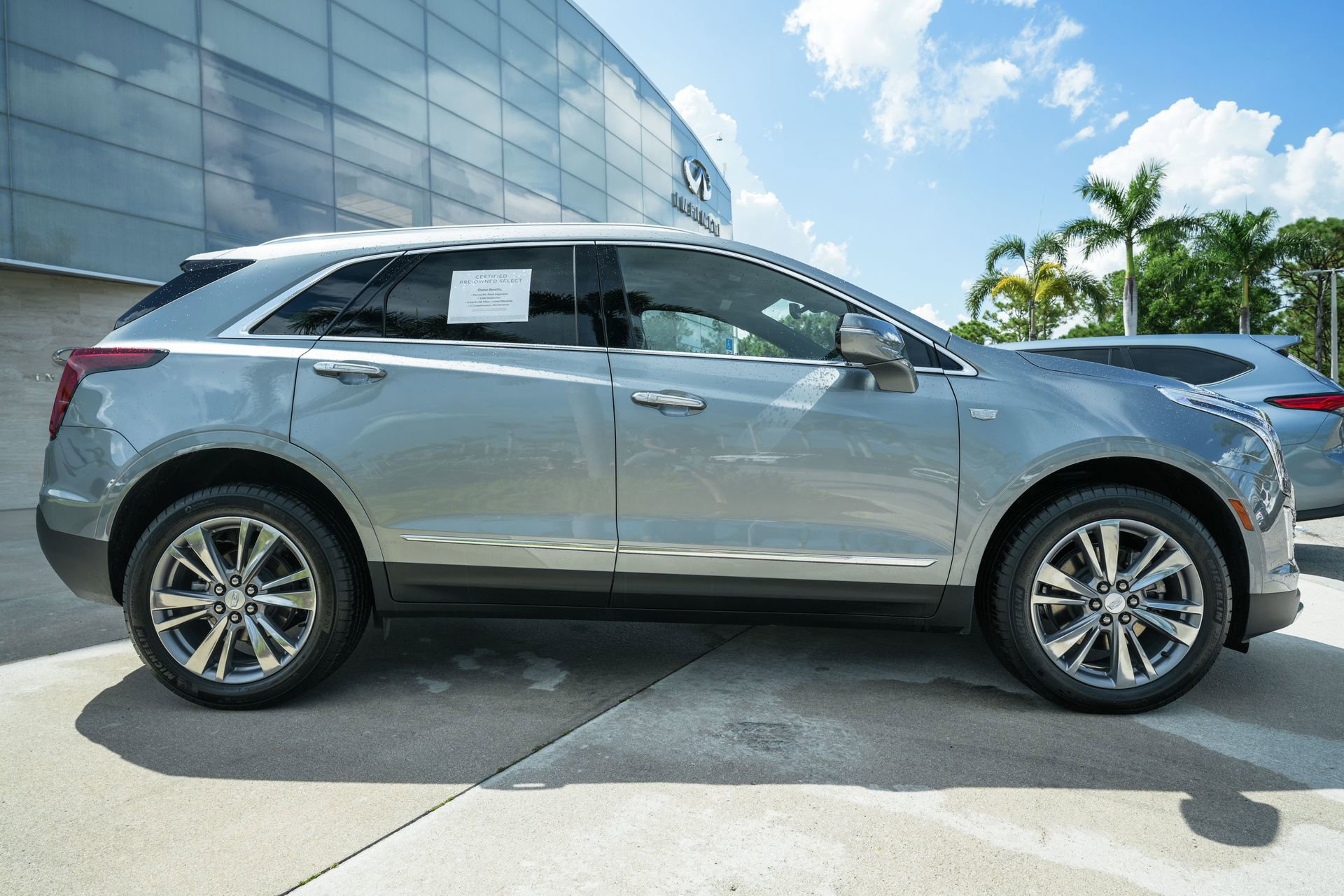 Used 2025 Cadillac XT5 Premium Luxury image 10