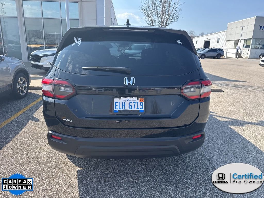 Certified 2023 Honda Pilot LX image 5