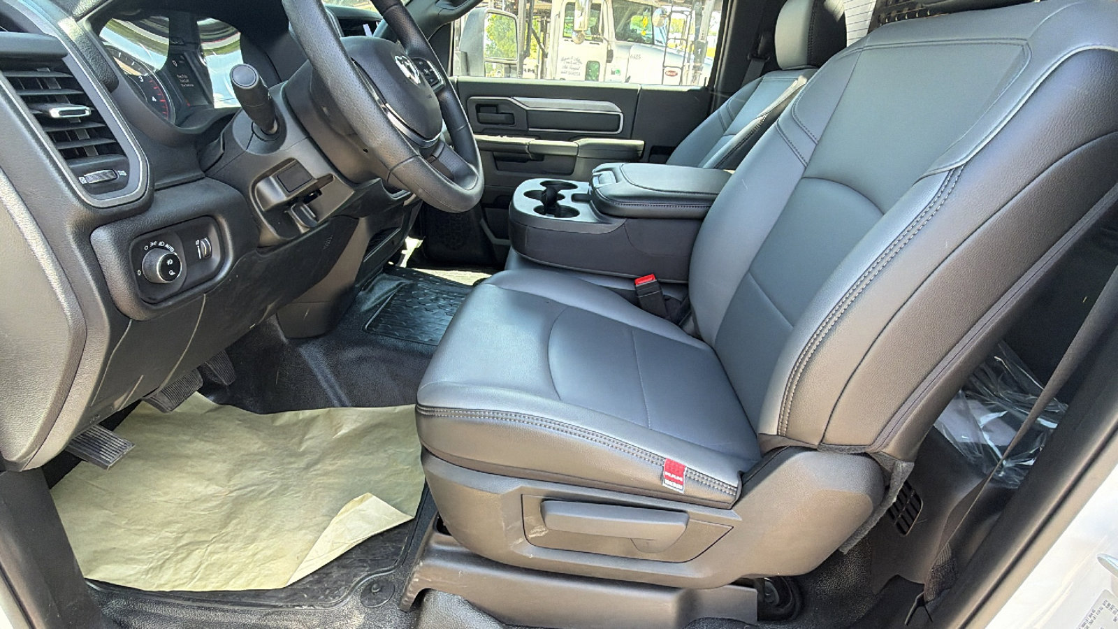 New 2026 RAM 5500 Tradesman w/ Chrome Appearance Group image 18