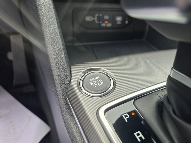 New 2026 Kia Sportage SX image 18