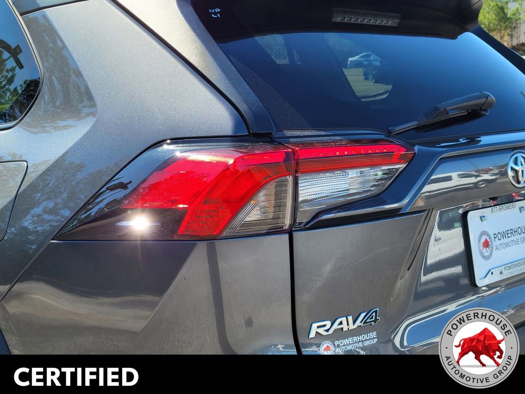 Used 2022 Toyota RAV4 XLE FWD image 13