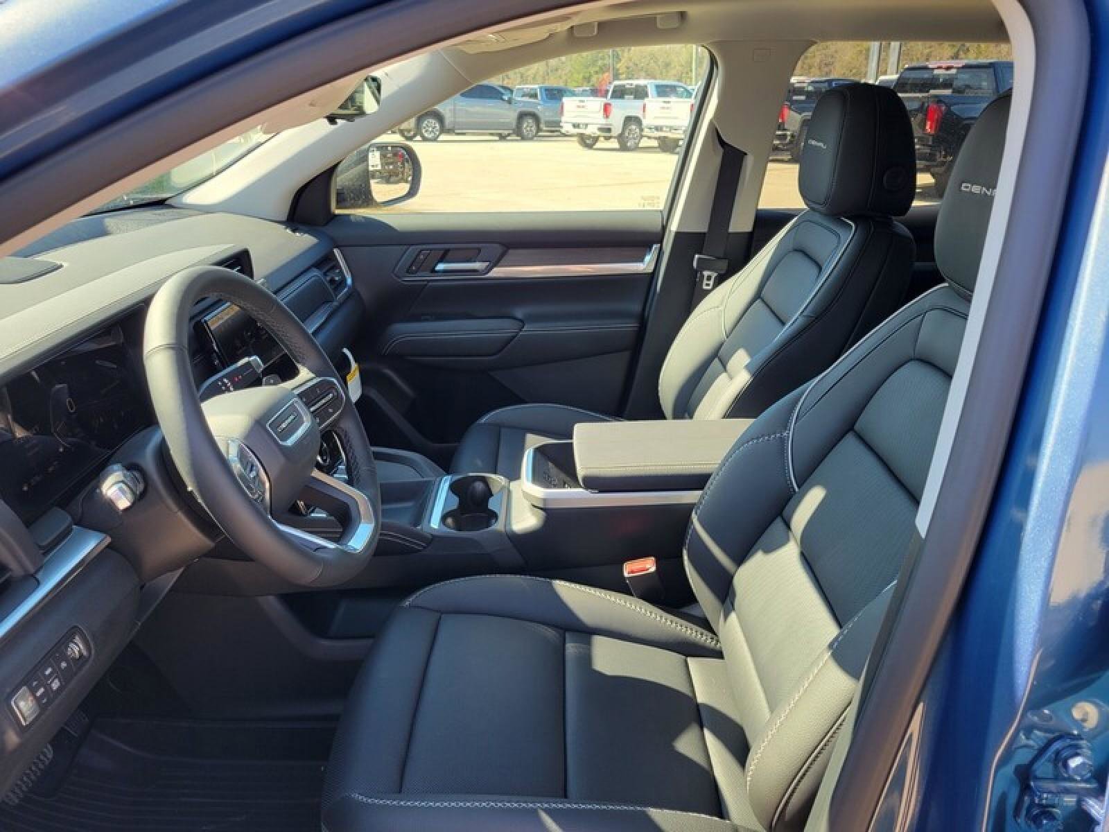 New 2026 GMC Terrain Denali w/ LPO, Floor Liner Package AWD/4WD image 11