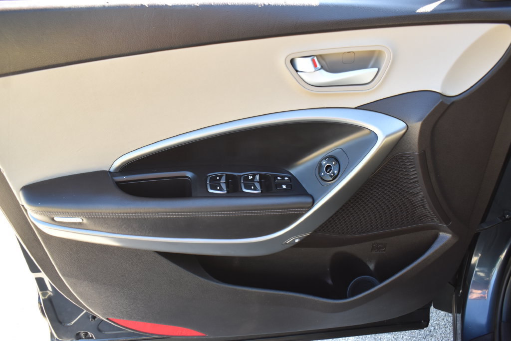 Used 2014 Hyundai Santa Fe Limited AWD/4WD image 18