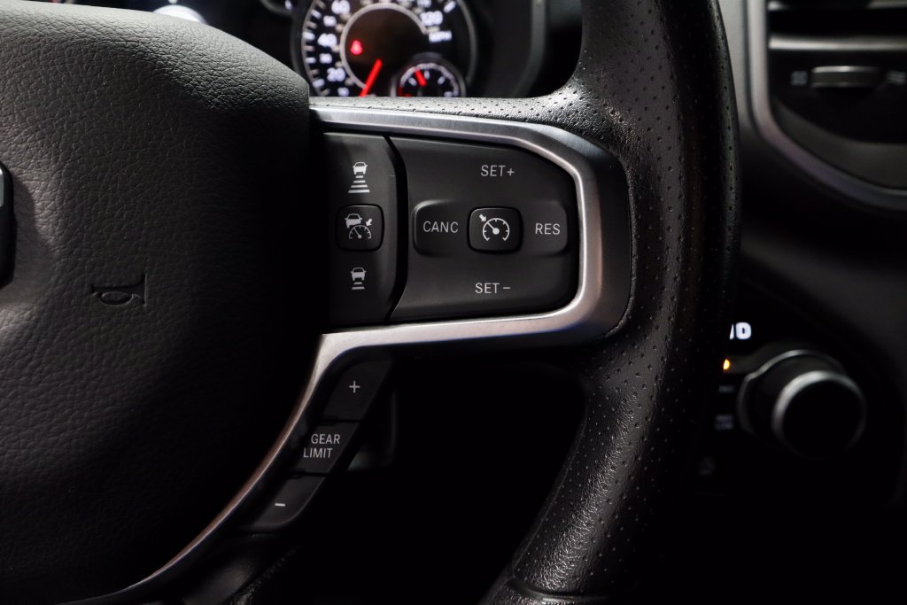 Used 2025 RAM 1500 Big Horn AWD/4WD image 29
