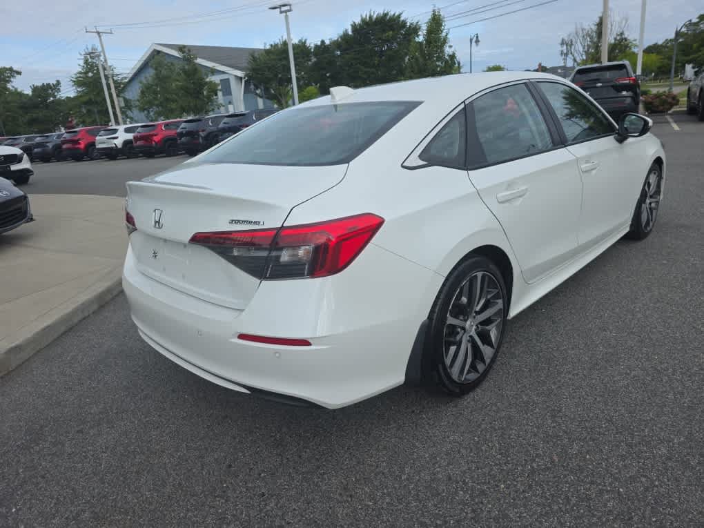 Used 2022 Honda Civic Touring image 6